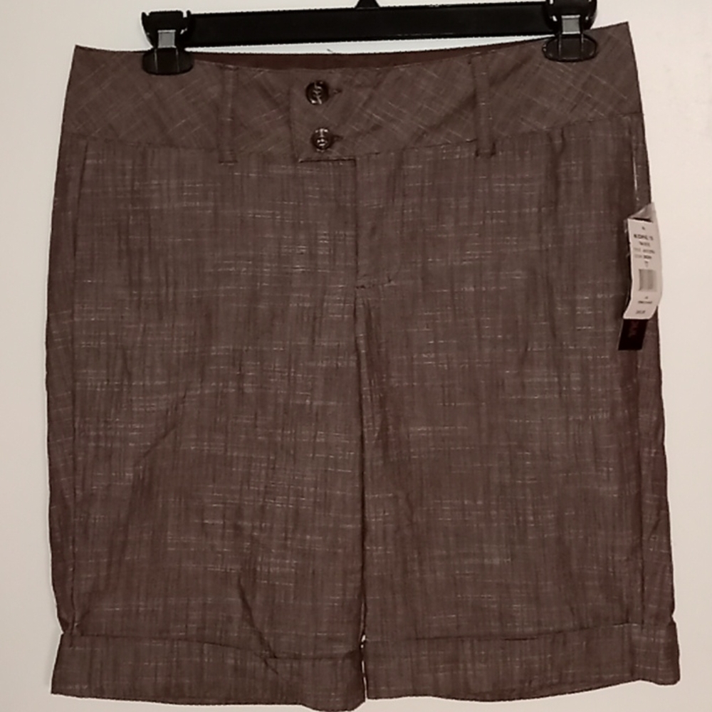 Dress capri pants